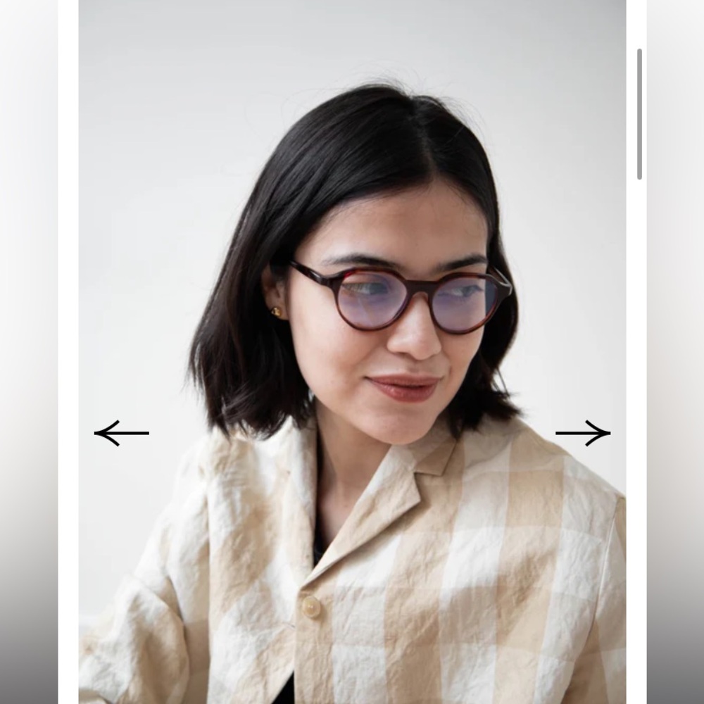 Eva Masaki mouse frames in “good luck”